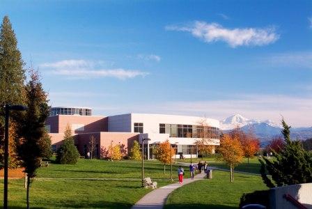 University of the Fraser Valley và 5 điều bạn cần biết